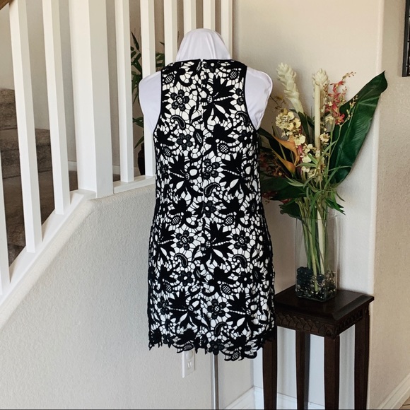 Banana Republic Black Lace Dress - Picture 2 of 8